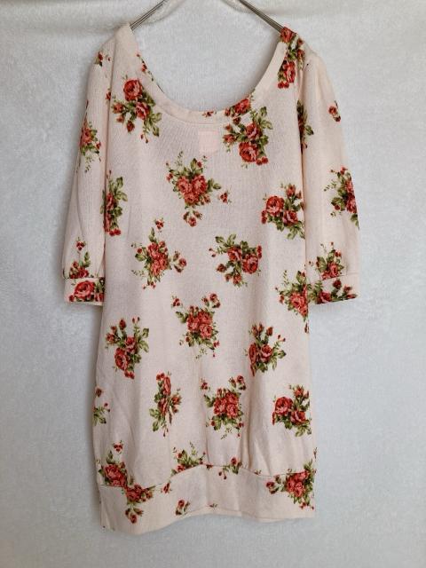 リズリサ好きな方 薔薇柄 花柄 五部袖 ニット チュニック ワンピース M N2m < ブランド リズリサ好きな方 薔薇柄 花柄 五部袖 ニット チュニック ワンピース M N2m < ブランドの