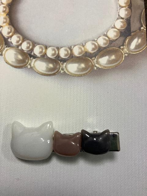 ハンドメイド レジン ねこヘアクリップ < 女性ファッション  ハンドメイド レジン ねこヘアクリップ  < 女性ファッションの