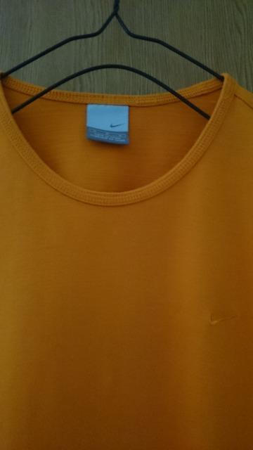 NIKE ナイキ☆Tシャツ★キレイ色☆綿100%★シンプル☆ < ブランド NIKE ナイキ☆Tシャツ★キレイ色☆綿100%★シンプル☆ < ブランドの