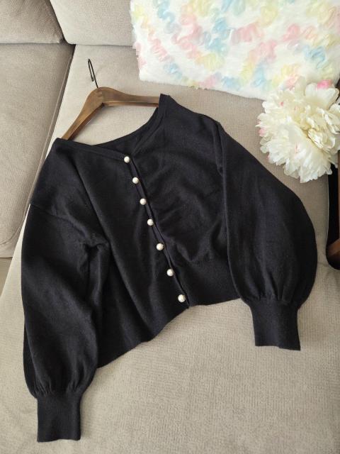 earthJ[fp[{^̃ubNJ[fBK  uh 