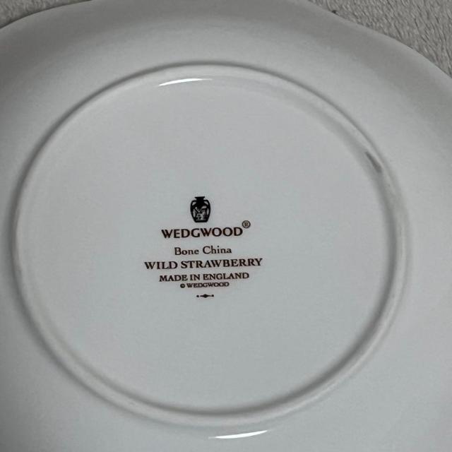 gp EGbWEbh ChXgx[ EBU[gC  19cm WEDGWOOD WILD STRAWBERRY  CeA/Ct 