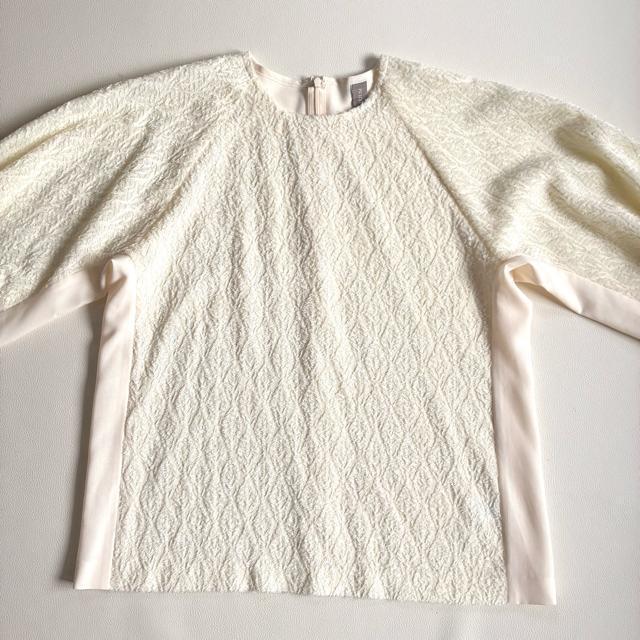 ◆未使用級◆2万◆ディアリウム◆フェザー切替ブラウス◆ゆったり◆アイボリー◆M < 女性ファッション ◆未使用級◆2万◆ディアリウム◆フェザー切替ブラウス◆ゆったり◆アイボリー◆M < 女性ファッションの