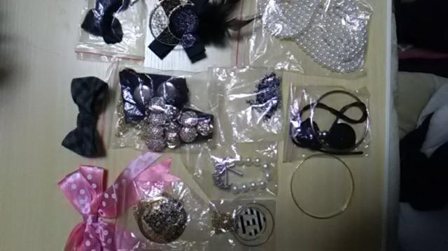 まとめ売り*アクセサリー*色々* < 女性アクセサリー/時計  まとめ売り*アクセサリー*色々*  < 女性アクセサリー/時計の