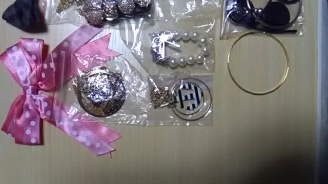 まとめ売り*アクセサリー*色々* < 女性アクセサリー/時計  まとめ売り*アクセサリー*色々* < 女性アクセサリー/時計の