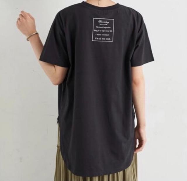 earth◎ラウンドヘム◎ロゴ半袖Tシャツ黒(F)新品◎ < ブランド earth◎ラウンドヘム◎ロゴ半袖Tシャツ黒(F)新品◎ < ブランドの