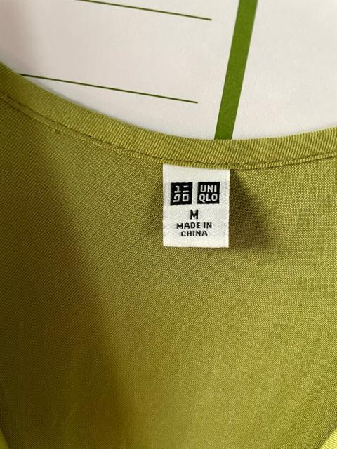 ユニクロ ワンピース 一度使用 Mサイズ < ブランド  ユニクロ ワンピース 一度使用 Mサイズ < ブランドの