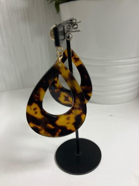 ハンドメイド アクリルパーツを使用したピアス < 女性ファッション  ハンドメイド アクリルパーツを使用したピアス < 女性ファッションの