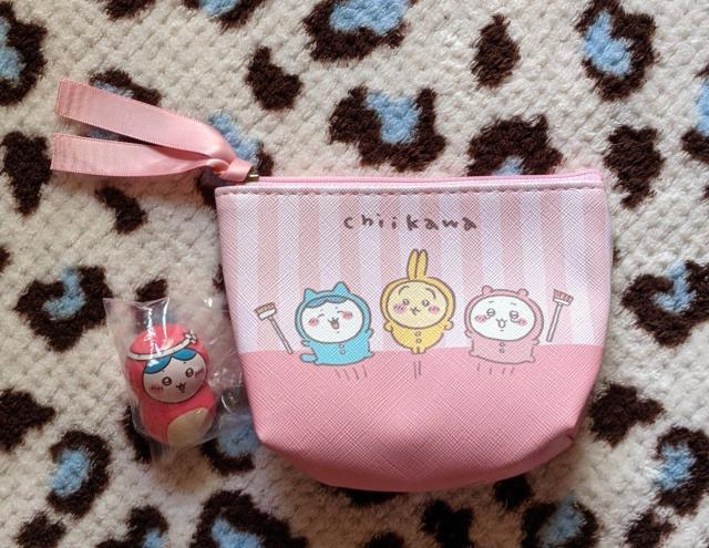ちいかわ  まめポーチ(ピンク)+おまけ(クーナッツ ハチたこ) < アニメ/コミック/キャラクター  ちいかわ  まめポーチ(ピンク)+おまけ(クーナッツ ハチたこ)  < アニメ/コミック/キャラクターの