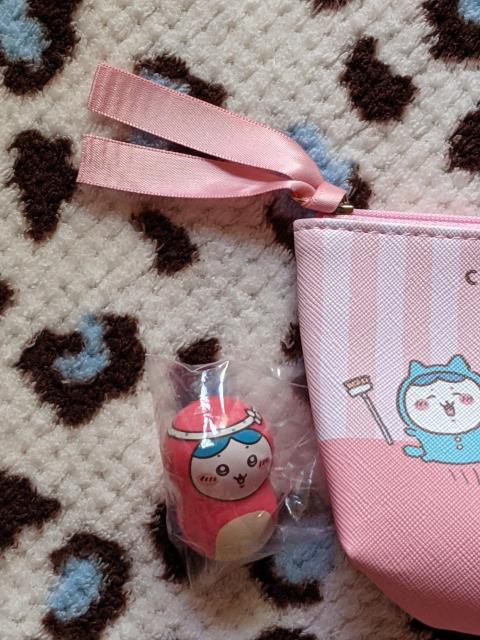 ちいかわ  まめポーチ(ピンク)+おまけ(クーナッツ ハチたこ) < アニメ/コミック/キャラクター  ちいかわ  まめポーチ(ピンク)+おまけ(クーナッツ ハチたこ) < アニメ/コミック/キャラクターの