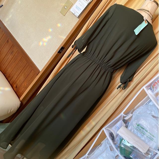 モスグリーン ワンピース < 女性ファッション  モスグリーン ワンピース < 女性ファッションの