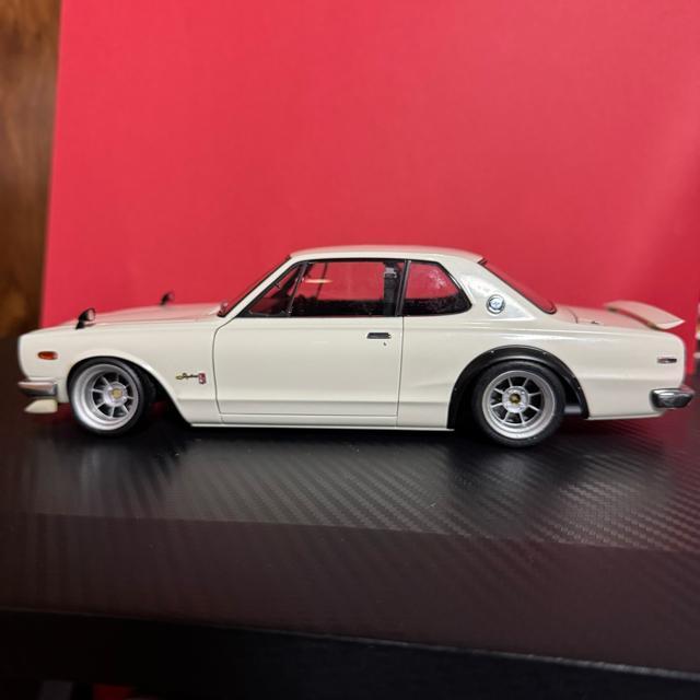 オートアート 1/18 スカイライン 2000 GT-R (カスタム仕様) < ホビー  オートアート 1/18 スカイライン 2000 GT-R (カスタム仕様) < ホビーの
