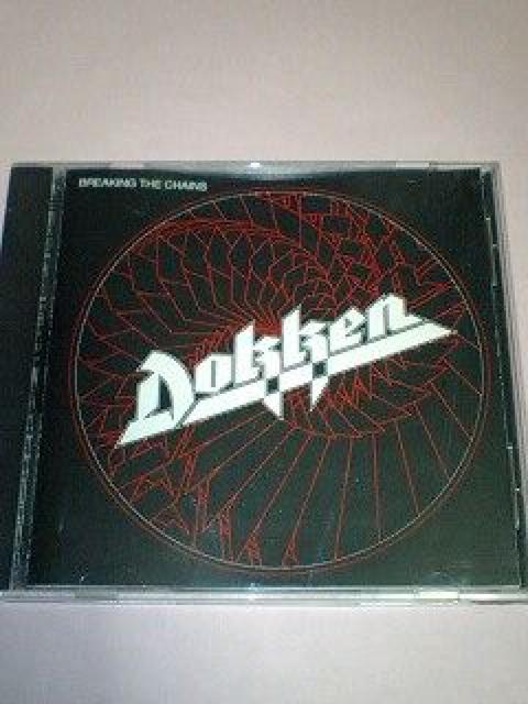 DOKKEN/BREAKING THE CHAINS�h�b�P��  �� CD/DVD/�r�f�I�� 