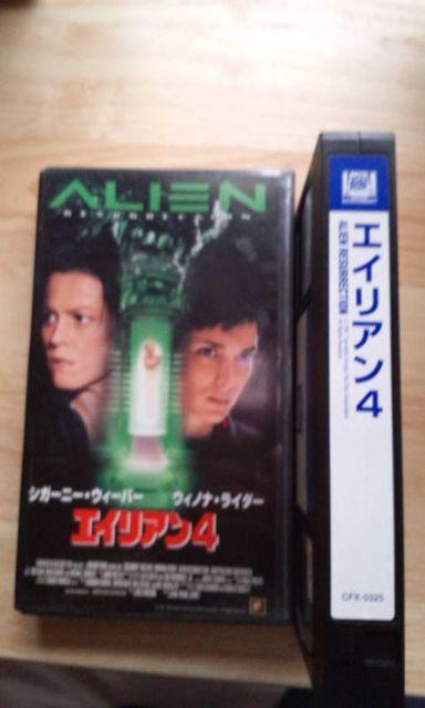 VHSrfIz[ FCA4   CD/DVD/rfI 