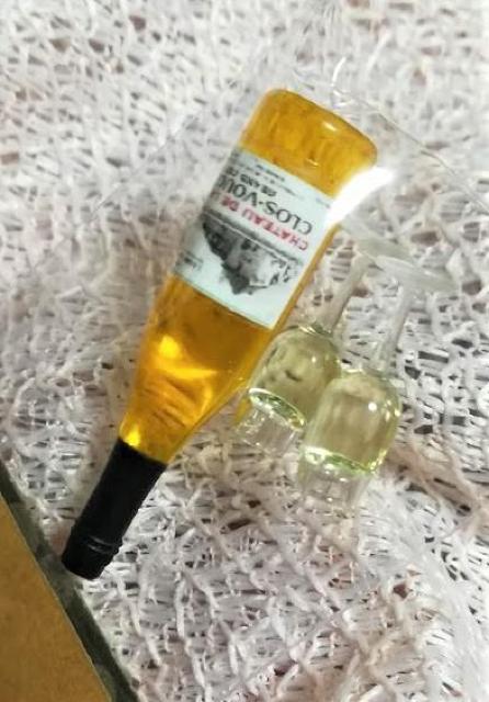 ミニチュア★白ワイン&ワイングラス2個セット★ < おもちゃ  ミニチュア★白ワイン&ワイングラス2個セット★ < おもちゃの