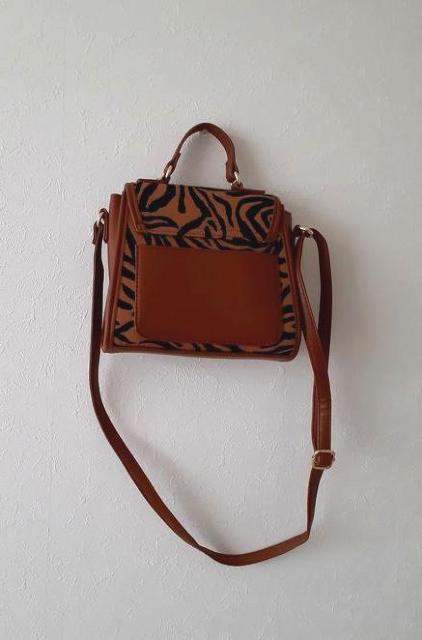 DRESKIP ドレスキップ◆ヒョウ柄 レオパード 可愛い スクエア 2way ショルダーバッグ ハンドバッグ < ブランド  DRESKIP ドレスキップ◆ヒョウ柄 レオパード 可愛い スクエア 2way ショルダーバッグ ハンドバッグ < ブランドの