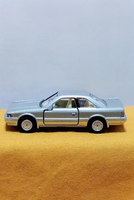 タカラトミー  絶版 トミカ NO.無し  NISSAN  LEOPARD < ホビー  タカラトミー  絶版 トミカ NO.無し  NISSAN  LEOPARD < ホビーの