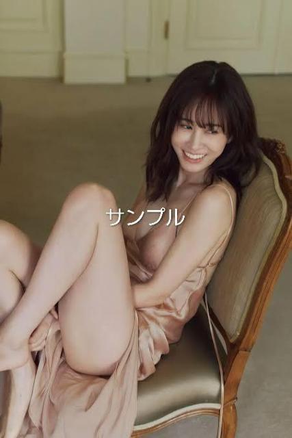 AKB48�O�c�֎q�O���r�A�ʐ^�W �����J�J�b�g�ʐ^ �� �^�����g�O�b�Y�� 