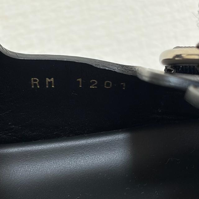 【極美品】CELINE セリーヌ サンダル バルキーサンダル < ブランド 【極美品】CELINE セリーヌ サンダル バルキーサンダル < ブランドの