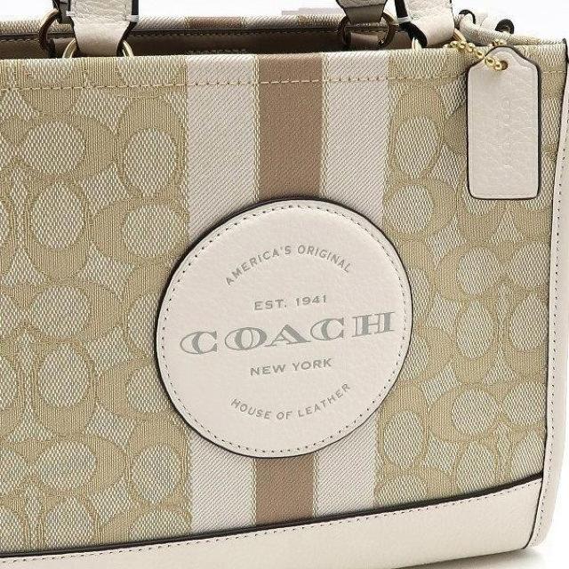 ◆ 新品 本物 ◆ COACH コーチ シグネチャー 2Way トートバッグ ショルダーバッグ 保存袋 紙袋 人気 CQ878 < ブランド  ◆ 新品 本物 ◆ COACH コーチ シグネチャー 2Way トートバッグ ショルダーバッグ 保存袋 紙袋 人気 CQ878 < ブランドの