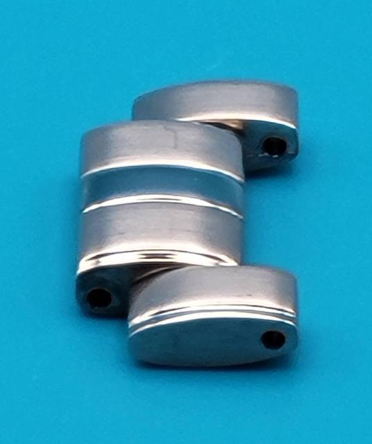 CITIZEN部品G【中古】シチズン 純正 ベルトコマ 対応機種 COLLECTION クロノグラフ ダイレクトフライト 等々 < ブランド CITIZEN部品G【中古】シチズン 純正 ベルトコマ 対応機種 COLLECTION クロノグラフ ダイレクトフライト 等々 < ブランドの