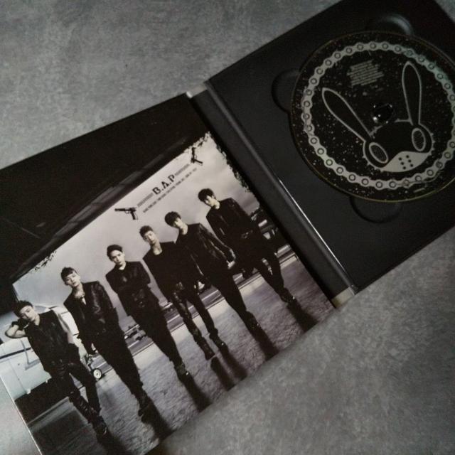 B.A.P【廃盤】CD『One Shot』2nd Mini Album★中古品 < CD/DVD/ビデオ B.A.P【廃盤】CD『One Shot』2nd Mini Album★中古品 < CD/DVD/ビデオの