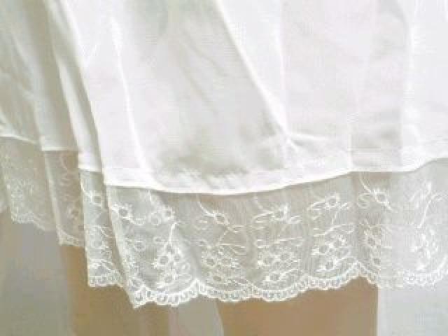 清潔感.涼しげ♪胸元&裾フラワー刺繍 シースルー シフォン チュニックワンピ < 女性ファッション  清潔感.涼しげ♪胸元&裾フラワー刺繍 シースルー シフォン チュニックワンピ < 女性ファッションの