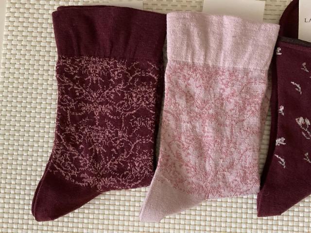 ローラアシュレイ レディース靴下 4点セット 綿混 クルー丈 ソックス 靴下 < 女性ファッション  ローラアシュレイ レディース靴下 4点セット 綿混 クルー丈 ソックス 靴下 < 女性ファッションの