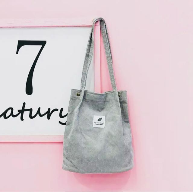 g[gobO R[fC LoX V_[ O[  ؍ 