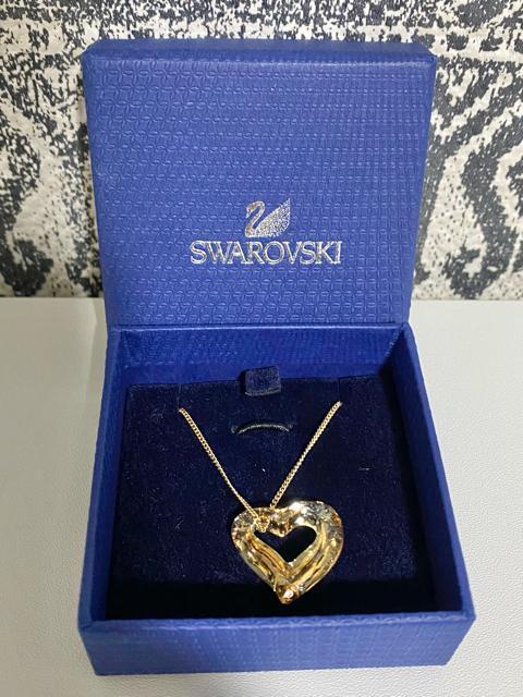 【新品同様】SWAROVSKI スワロフスキー ハート ネックレス アクセサリー < 女性アクセサリー/時計  【新品同様】SWAROVSKI スワロフスキー ハート ネックレス アクセサリー  < 女性アクセサリー/時計の