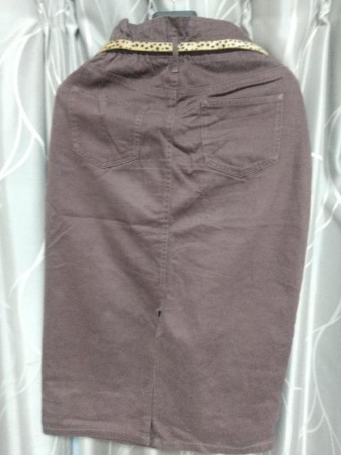 茶色のロングスカート★Mサイズ★ヒョウ柄ベルト付き < 女性ファッション  茶色のロングスカート★Mサイズ★ヒョウ柄ベルト付き < 女性ファッションの