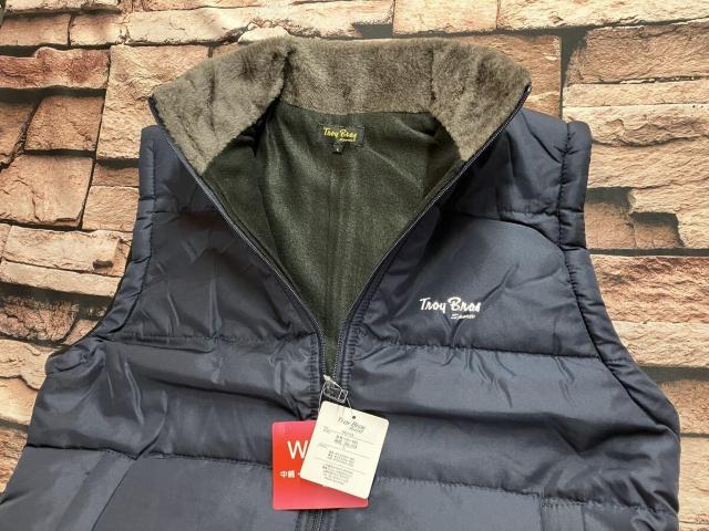 送料無料!人気ブランド【トロイ ブロス】衿ボア&光反射プリント メンズ裏フリースベスト(ネイビーのLサイズ)1枚 < 男性ファッション 送料無料!人気ブランド【トロイ ブロス】衿ボア&光反射プリント メンズ裏フリースベスト(ネイビーのLサイズ)1枚 < 男性ファッションの