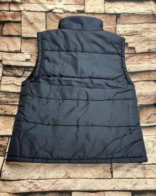 送料無料!人気ブランド【トロイ ブロス】衿ボア&光反射プリント メンズ裏フリースベスト(ネイビーのLサイズ)1枚 < 男性ファッション 送料無料!人気ブランド【トロイ ブロス】衿ボア&光反射プリント メンズ裏フリースベスト(ネイビーのLサイズ)1枚 < 男性ファッションの