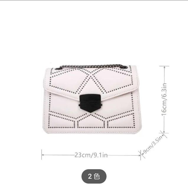 ゆうパック送料無料【新品・未使用・定価6,148円】スタッズデコ 2way スクエアショルダーバッグ < 女性ファッション ゆうパック送料無料【新品・未使用・定価6,148円】スタッズデコ 2way スクエアショルダーバッグ < 女性ファッションの