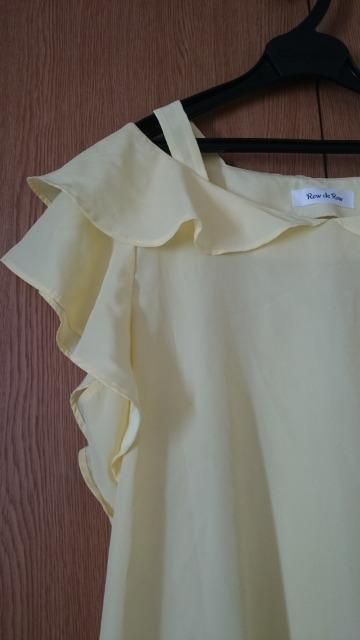 Rew de Rew ルゥデルゥ☆半袖ブラウス★フリル袖☆デザインショルダー★パステルイエロー☆ < ブランド Rew de Rew ルゥデルゥ☆半袖ブラウス★フリル袖☆デザインショルダー★パステルイエロー☆ < ブランドの