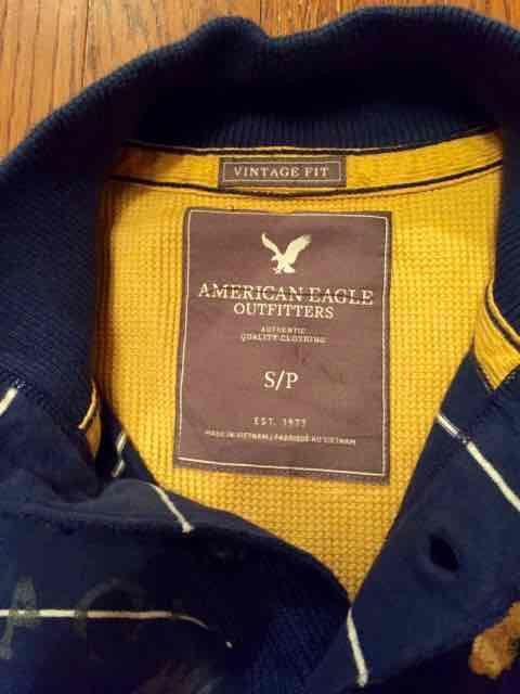 AJC[O {[_[ T by vg@american eagle AJW@lCr[@Y@  uh 