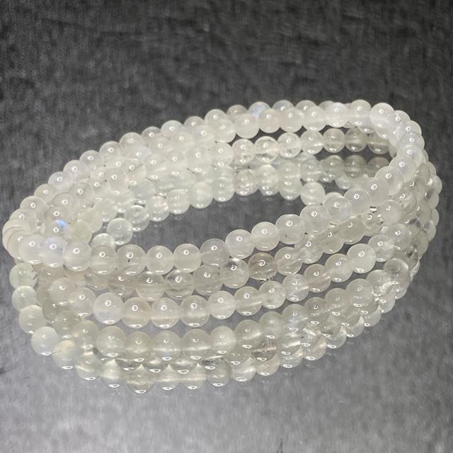 《No.440》お買い得 長さ55cm 3連ブルームーンストーン < 女性アクセサリー/時計  《No.440》お買い得 長さ55cm 3連ブルームーンストーン < 女性アクセサリー/時計の