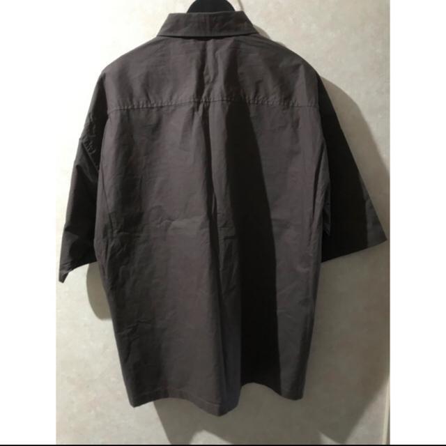 新品タグ付き 半袖 トップス  シャツ L < 男性ファッション  新品タグ付き 半袖 トップス  シャツ L < 男性ファッションの