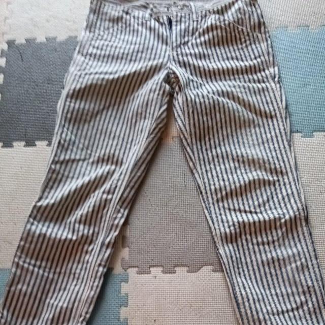 LEEのストレートパンツ < ブランド LEEのストレートパンツ < ブランドの