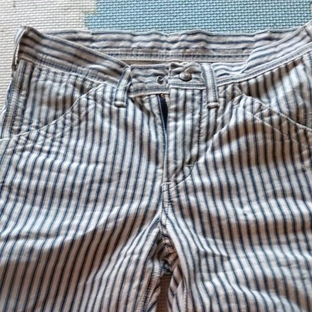 LEEのストレートパンツ < ブランド LEEのストレートパンツ < ブランドの