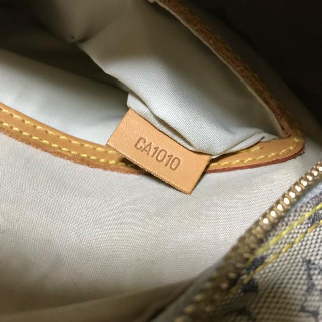 レア 正規品 ルイヴィトン ジャンヌGM M92000 ミニショルダー ブルー リペア済 < ブランド レア 正規品 ルイヴィトン ジャンヌGM M92000 ミニショルダー ブルー リペア済 < ブランドの