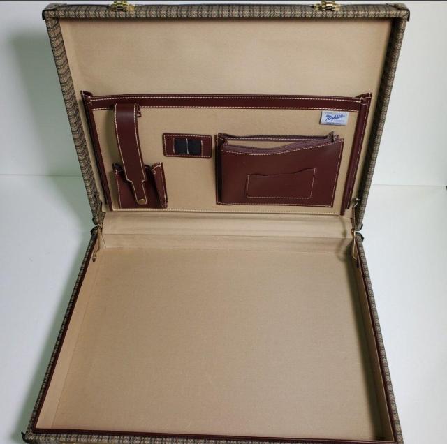 日本製 ダイヤルロック アタッシュケース ビジネスバッグ レトロバッグ < 男性ファッション 日本製 ダイヤルロック アタッシュケース ビジネスバッグ レトロバッグ < 男性ファッションの