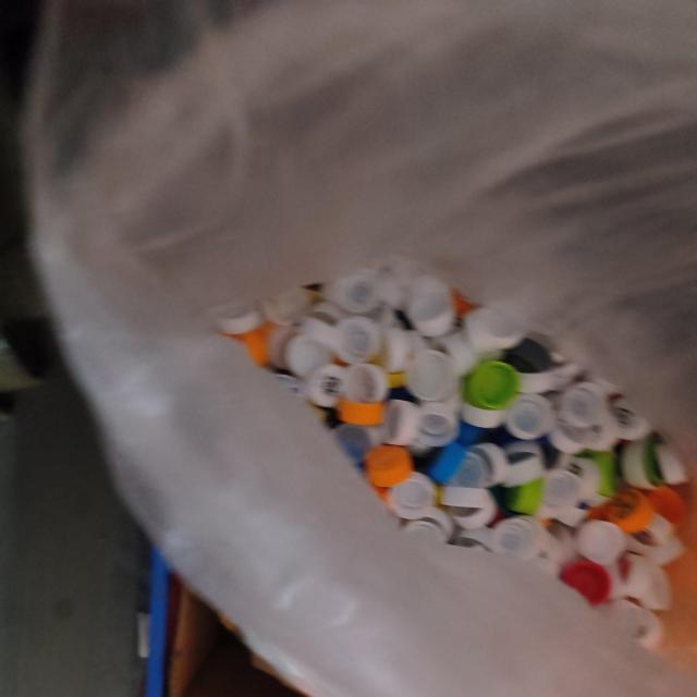 大量ボトルキャップ販売致します! < ホビー 大量ボトルキャップ販売致します! < ホビーの