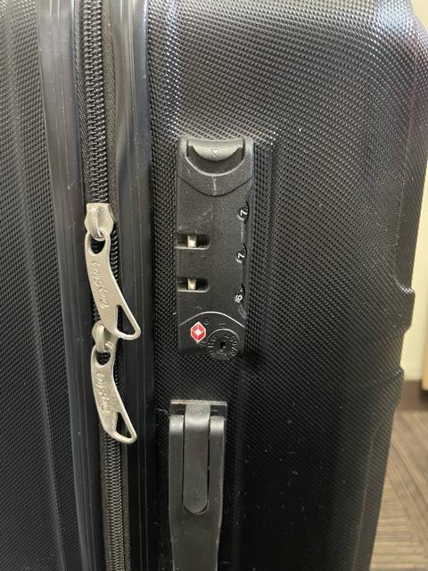 �L�����[�P�[�X �X�[�c�P�[�X �u���b�N�@Ding Shang �� �j���t�@�b�V������ 