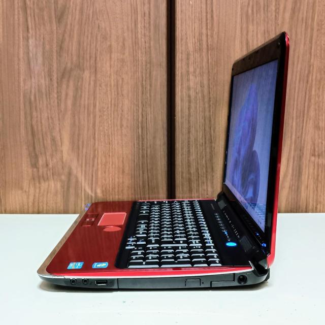 FUJITSU LIFEBOOK Corei7 ������8GB SSD256GB �u���[���C Web�J���� Windows11 �� PC�{��/���Ӌ@��� 