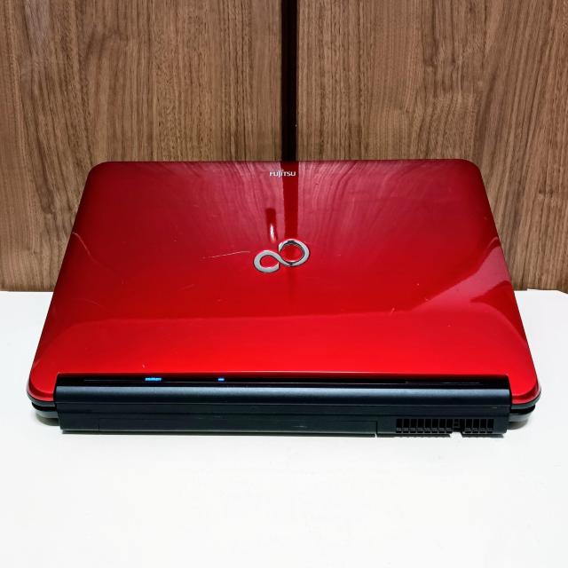 FUJITSU LIFEBOOK Corei7 ������8GB SSD256GB �u���[���C Web�J���� Windows11 �� PC�{��/���Ӌ@��� 