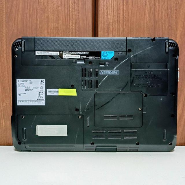 FUJITSU LIFEBOOK Corei7 ������8GB SSD256GB �u���[���C Web�J���� Windows11 �� PC�{��/���Ӌ@��� 