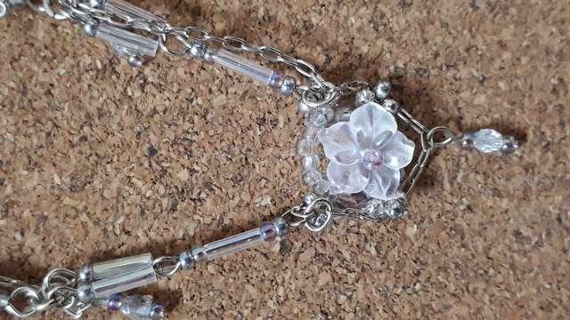 新品未使用 ハンドメイド 花デザインのビーズネックレス < ペット/手芸/園芸  新品未使用 ハンドメイド 花デザインのビーズネックレス < ペット/手芸/園芸の