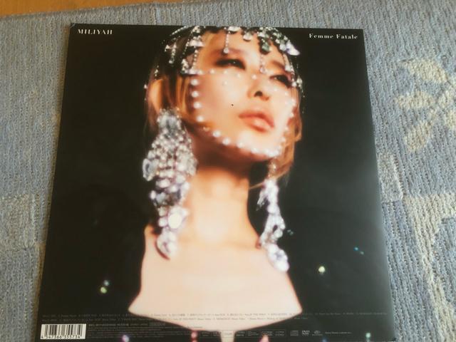 !A!~/Femme Fatale/CD{DVD  ^gObY 