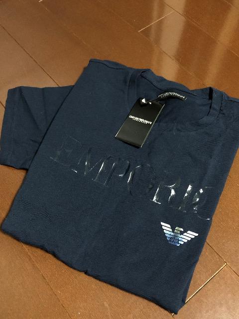 新品〈EMPORIO ARMANI〉エンポリオ アルマーニ 半袖Tシャツ(Lサイズ)ネイビー < ブランド  新品〈EMPORIO ARMANI〉エンポリオ アルマーニ 半袖Tシャツ(Lサイズ)ネイビー  < ブランドの