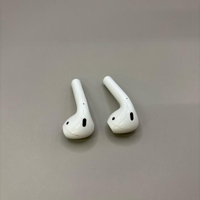 Apple Abv AirPods j Ê A2032 2Zbg  Ɠd/AV 